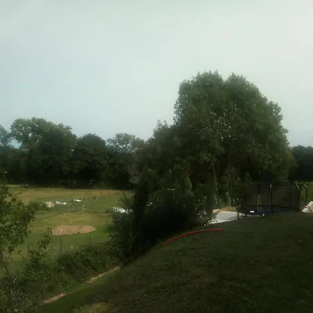 B&B Dormir En Beaujolais - Studio Pour 2 *